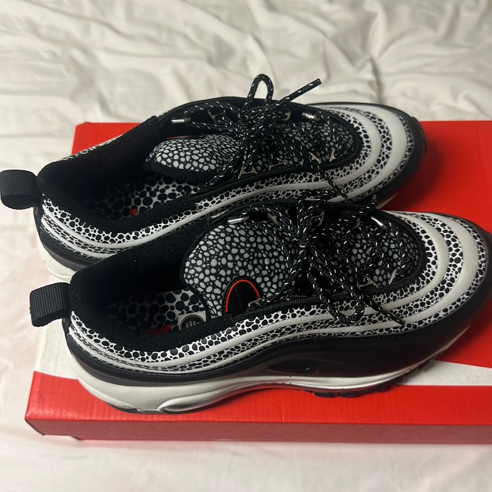 WOMEN'S NIKE AIR MAX 97 SAFARI CASUAL SHOES